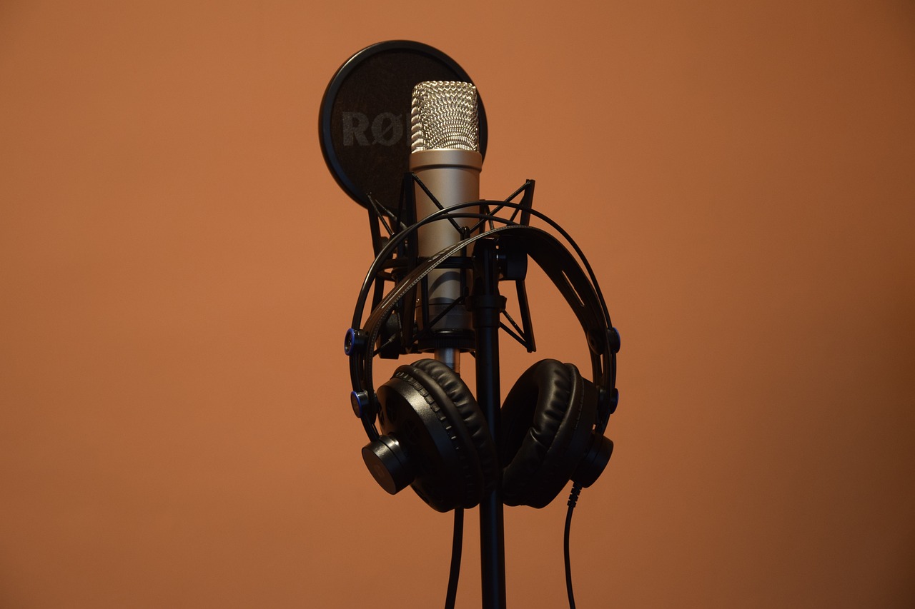 microphone, headphones, music, mic, audio, studio, voice, recording, vocal, audio equipment, technology, microphone, microphone, microphone, headphones, music, music, music, music, music, mic, studio